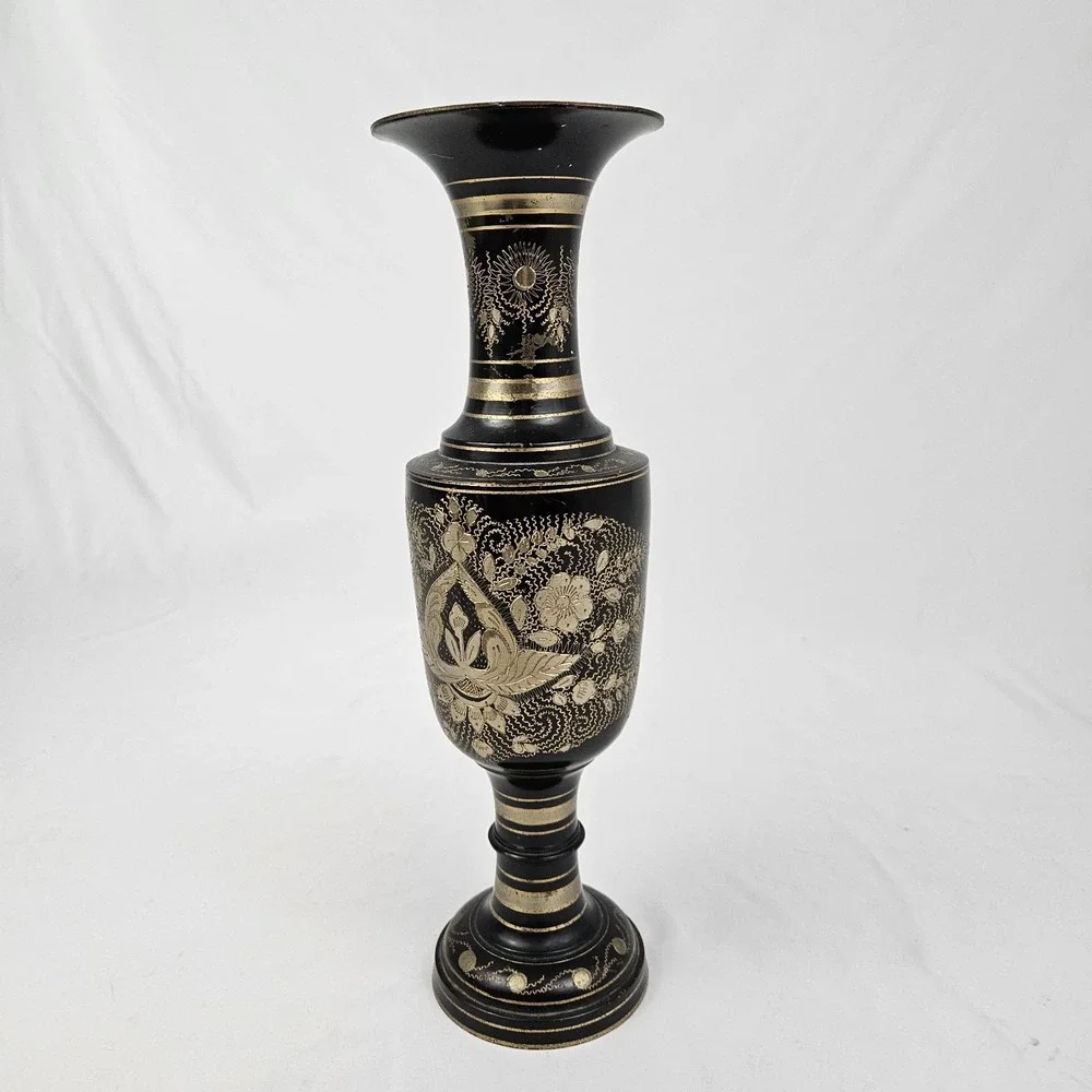 N/A vintage etched
